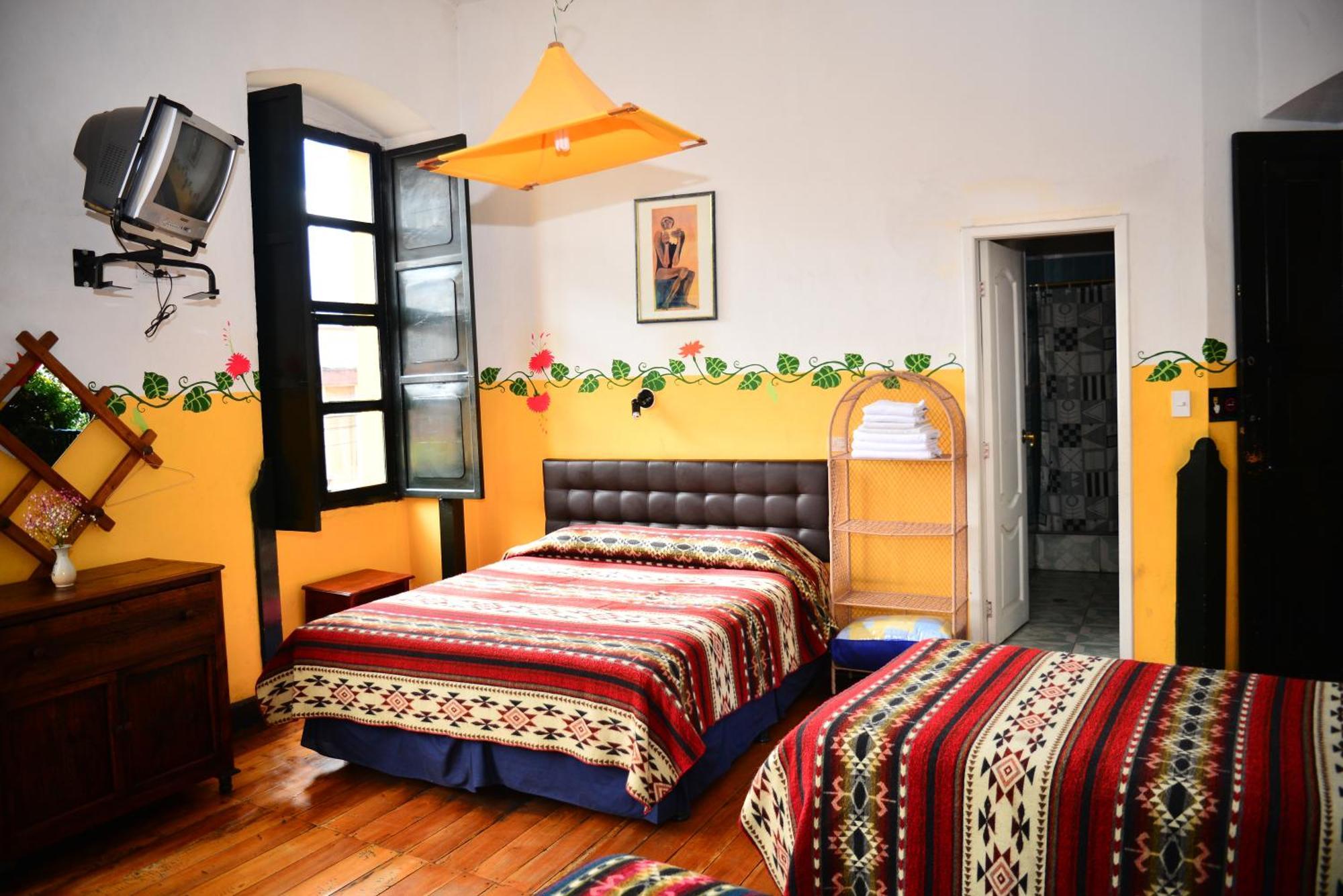 Hostal Riviera Sucre Otavalo Camera foto